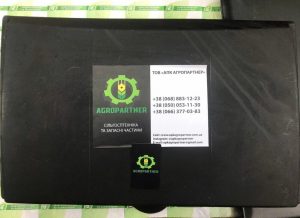 Кришка бункера апарату туковисівного 509.046.0041 (пластмасова) СУПН, УПС, ВЕСТА, КРН